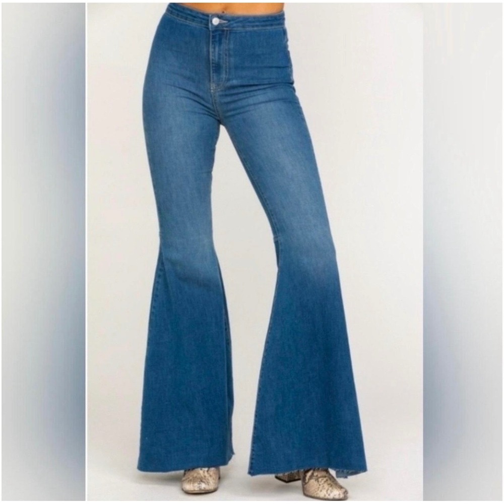 Free People We The Free Just Float On Flare Jeans Blue High Rise Denim
Size 29